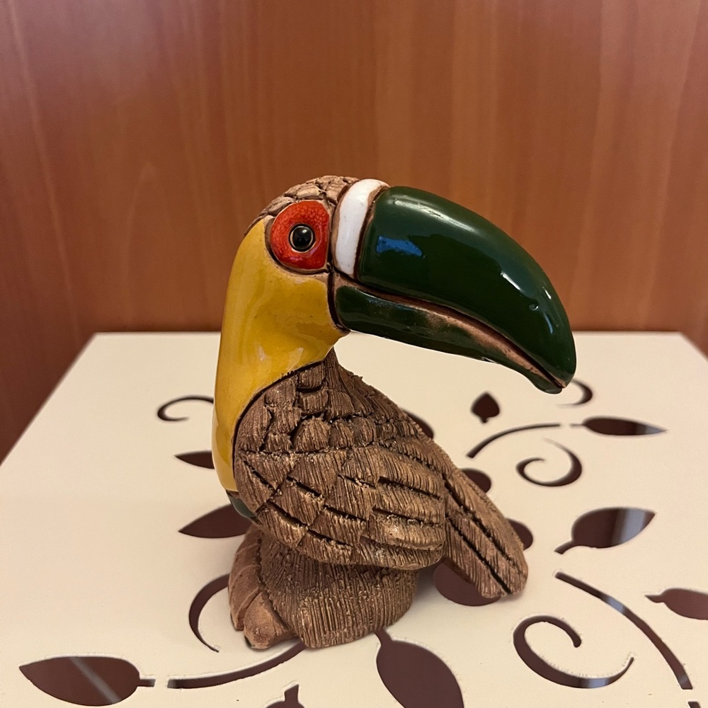 Handcrafted Tropical Toucan Bird Figurine - Yellow & Green